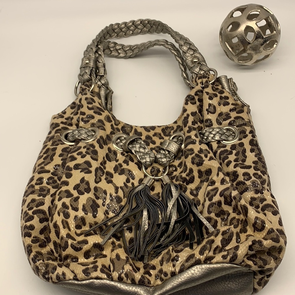 Bueno Bag with fun leopard print